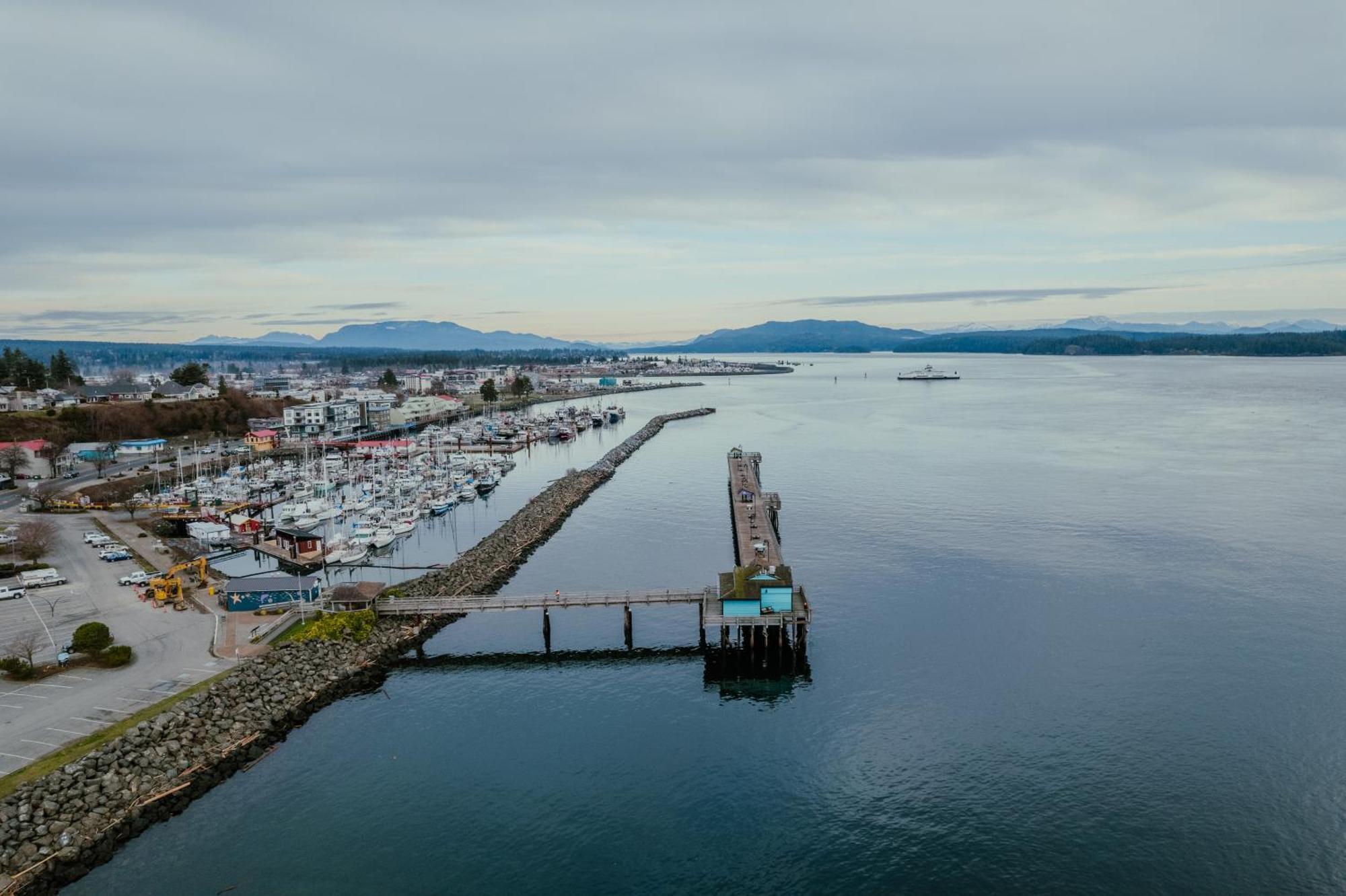 By The Sea Hotel Campbell River Exterior foto